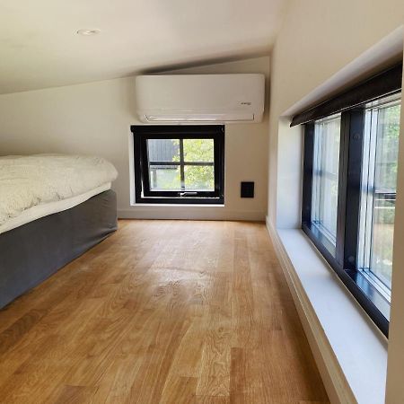 Guesthouse, Not Even A Minute Walk To The Ocean Kullavik المظهر الخارجي الصورة